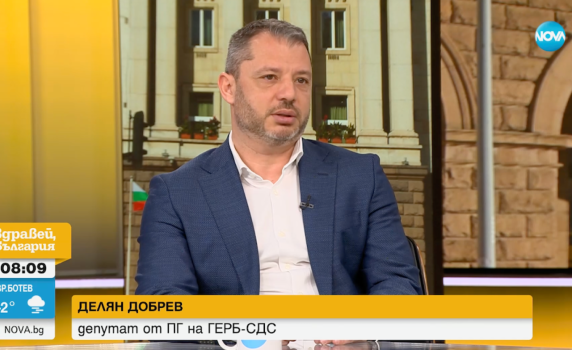 Добрев: Между ПП и Пеевски цареше уникално задушевна атмосфера, срещали са се на кафе, а и не само