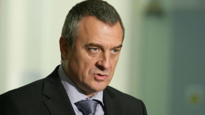 Бившият вътрешен министър Цветлин Йовчев изрази възмущението си от скандала