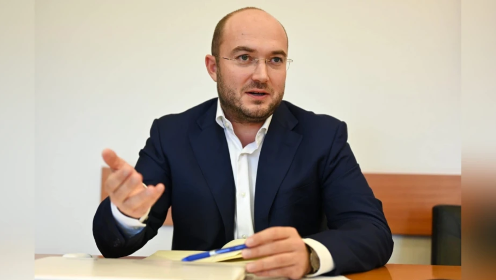 ГЕРБ: Васил Терзиев прави чистка, уволни 325 служители заради свои кадри