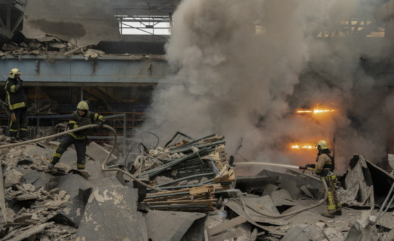 Русия унищожи най-голямата ТЕЦ в района на Киев, няма жертви сред служителите (видео)