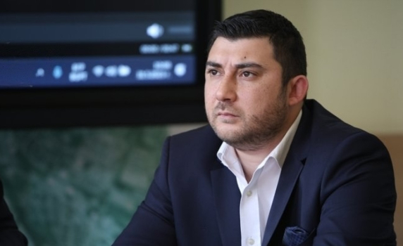 Контрера: В държавата има пандемия от кърлежи.  Настояваме МЗ да свика кризисен щаб