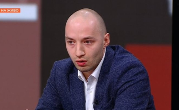 Димитър Ганев: Три варианта след вота - римейк на ГЕРБ с ДПС и ПП-ДБ, без третия и нови избори