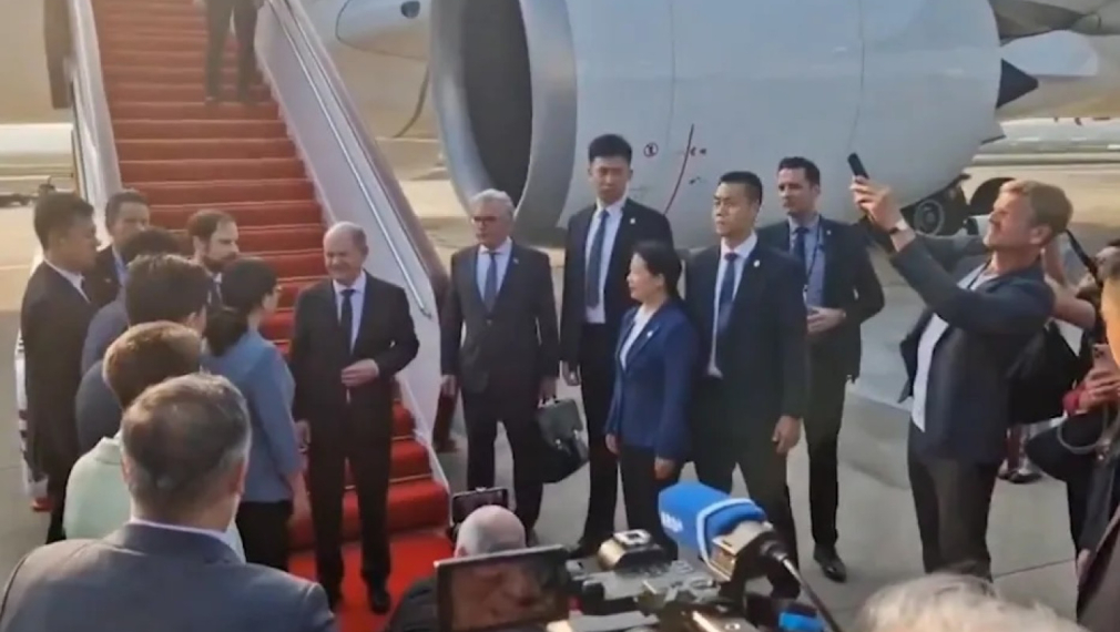 Автор: obektivno.bgГерманският канцлер Олаф Шолц започна посещението си в Китай в опит