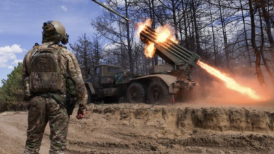 Руснаците съобщиха, че са превзели Первомайское в ДНР и настъпват в отбраната на украинците