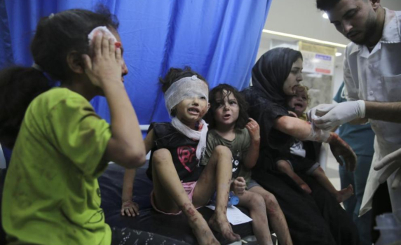 Девет деца загинаха в Газа след атаката на Израел тази нощ