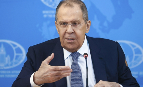 Лавров: Западът балансира опасно на ръба на пряк военен сблъсък между ядрени държави