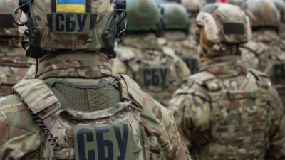 Украйна прекратява консулските услуги за мъжете в мобилизационна възраст в чужбина