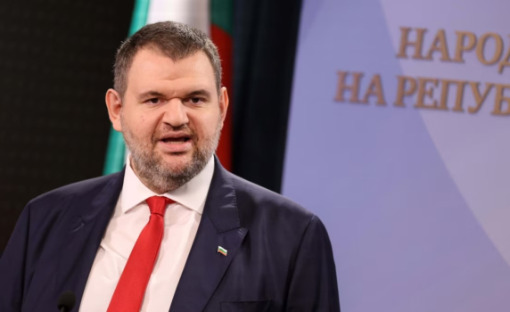 Делян Пеевски: ДПС няма да работи с ПП-ДБ, ако се докаже връзката им с контрабандата в митниците