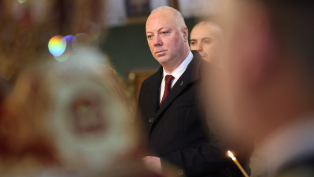 Снимка: Росен Желязков бе свален като председател на парламента със 129 гласа