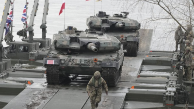 Полша предупреди за придвижването на военна техника близо до границите с Русия
