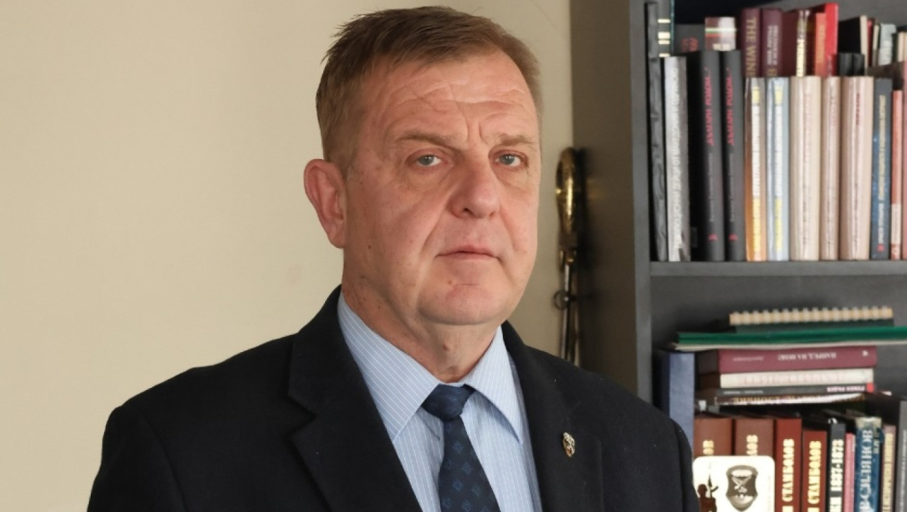 Каракачанов: ВМРО ще насърчи образованата раждаемост и отговорното родителство