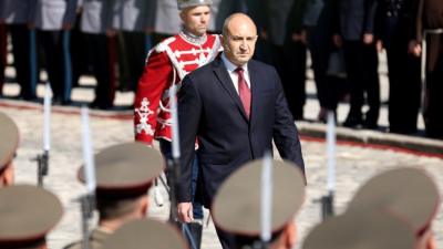 Радев: Във време на кризи и войни не можем да неглижираме Българската армия