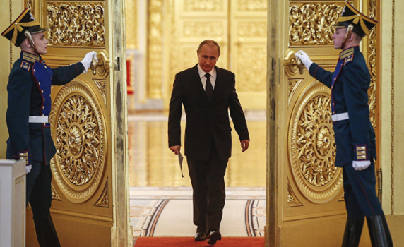 Путин ще встъпи в длъжност като президент на Русия за пети път
