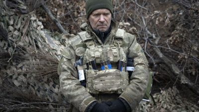 Украински войник от 12 а бригада на специалните сили Азов на