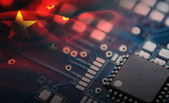 Китай е открил начин за масово производство на евтини оптични чипове, които САЩ не могат да санкционират