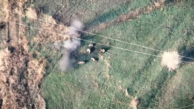 Руската армия използва боен робот-камикадзе в бойни мисии в Украйна (видео)