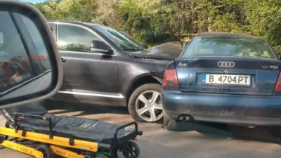 От удара с колата на НСО с Кирил Петков шофьорът на другия автомобил е починал