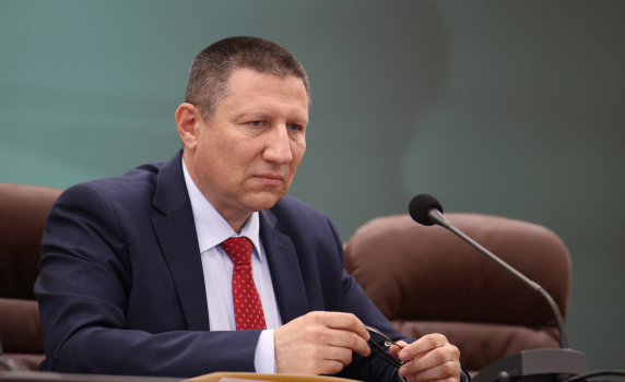 Шефът на ФБР награди Сарафов за принос в борбата срещу трансграничната организирана престъпност