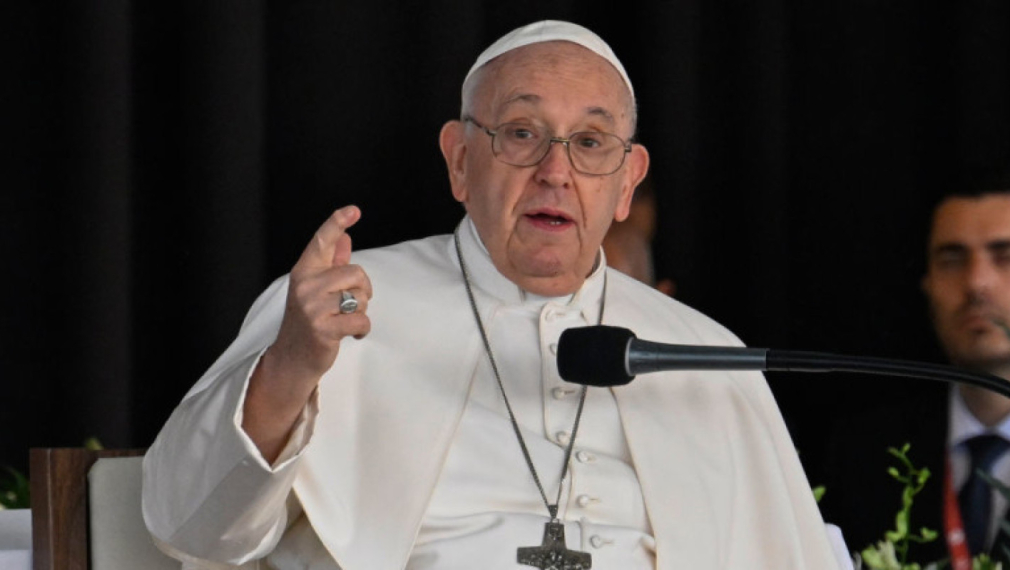 Папа Франциск към италианските епископи: В семинариите ни има твърде много педерасти. Не трябва да ги обучавате за свещеници