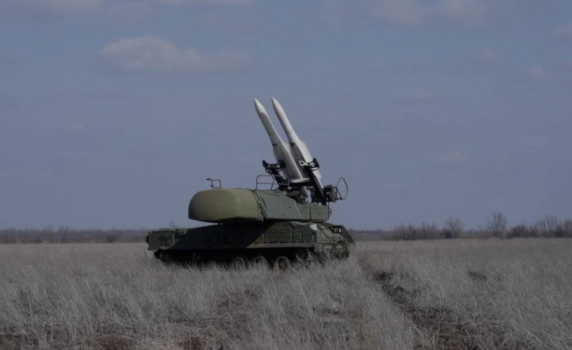 Руснаците унищожиха снаряди за ракетната система HIMARS край Угледар