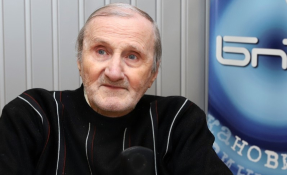 Валентин Вацев: Американската политика на българска територия е вкарване на България във война