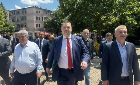Делян Пеевски, председател на ДПС, посети Търговище