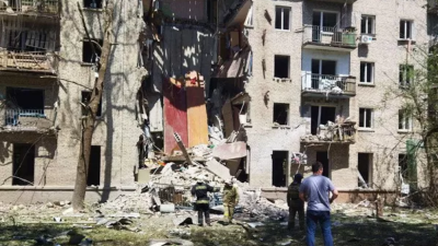Следвайте Гласове в Телеграм и ИнстаграмВСУ поразиха жилищни сгради в Луганск с американски
