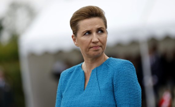 Датската премиерка Фредериксен беше нападната в Копенхаген