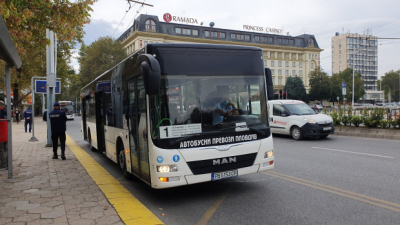 В Пловдив индийски шофьори ще карат градските автобуси заради недостига на карди