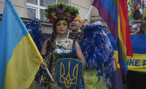 Украински ЛГБТ войници се надяват, че службата им променя обществените нагласи