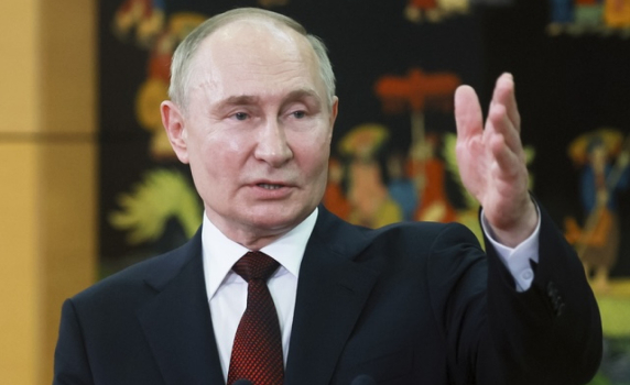 Путин: Западът ще смени Зеленски през първата половина на 2025 г.