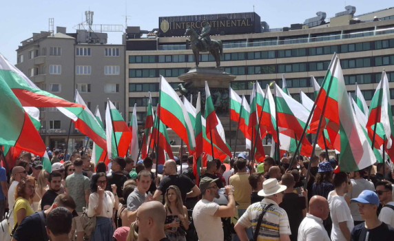 В София се провежда “Шествие за семейството” като цивилизована алтернатива на гей парада