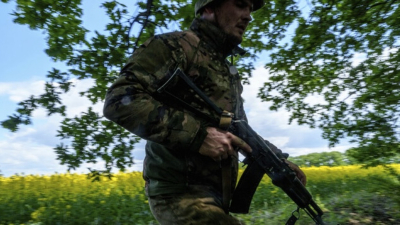 Украински граничари попречиха на две дузини наборници да избягат от