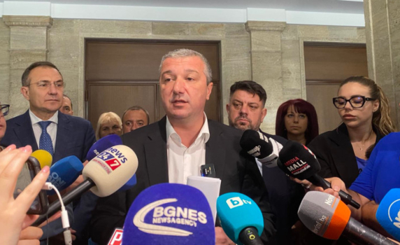 Драгомир Стойнев: Настояваме да бъдат прекратени всички преговори за продаването на оборудването на АЕЦ "Белене" на Украйна