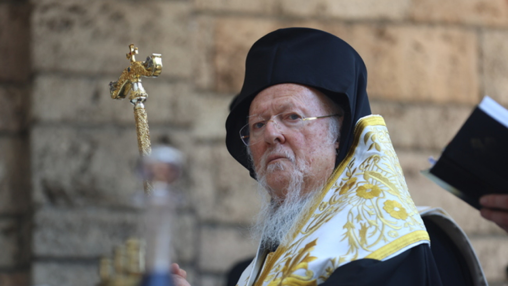 Bartholomew escaped from the common liturgy with the newly elected Bulgarian Patriarch Daniil Bartholomew escaped from the common liturgy with the newly elected Bulgarian Patriarch Daniil