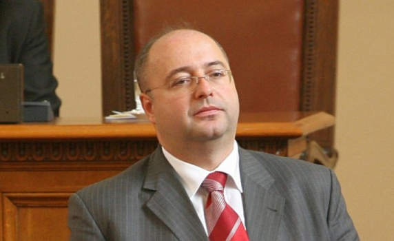 Четин Казак: ДПС няма друг лидер, освен Ахмед Доган. Останалото е гонене на вятъра