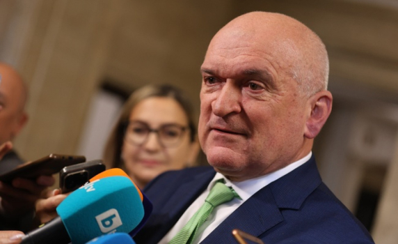 Главчев: Ще дадем 80 млн. евро за Украйна през НАТО