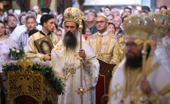 Патриарх Даниил: Днес празнуваме нашите предци, които са живели чрез вярата в Бога