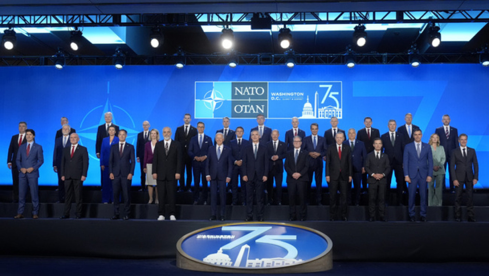Страните от НАТО обявиха военна помощ от 40 млрд. евро за Украйна през 2025 г.