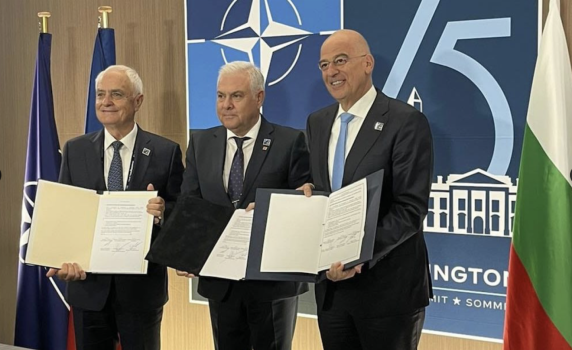 Научаваме от Гърция, че България е подписала намерение за бързо придвижване на войски през страната ни