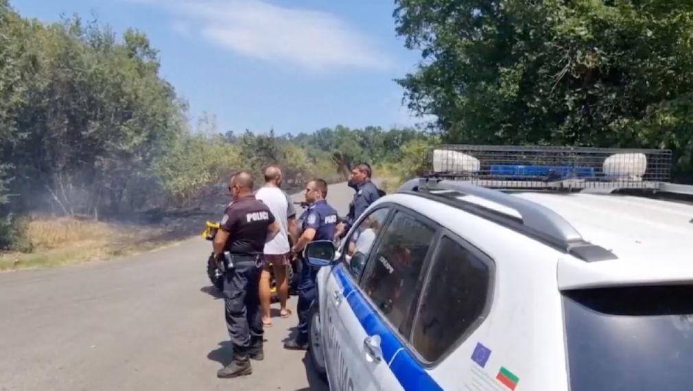 Пожар на метри от лятната резиденция на Ахмед Доган