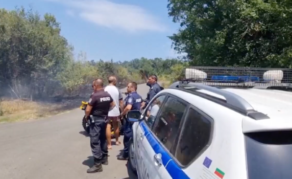 Пожар на метри от лятната резиденция на Ахмед Доган