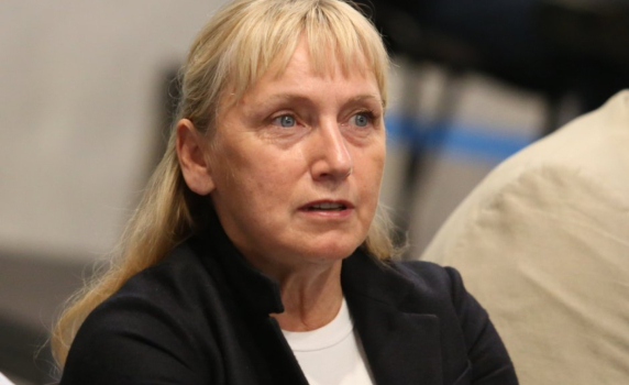 Елена Йончева: Пеевски е устремен човек, готов да поема отговорност