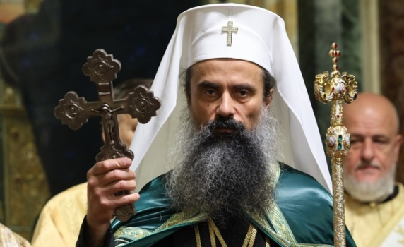 Патриарх Даниил: Всички, които лицемерно говорят за мир, а подклаждат вражда, не решават проблемите. Ако изхождаме от човеколюбието, няма да позволим  да ни разделят на фили и фоби
