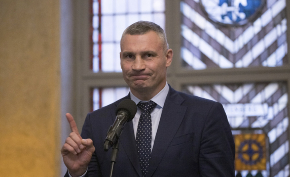 Кличко: Украйна се нуждае от референдум за мир и правителство на националното единство