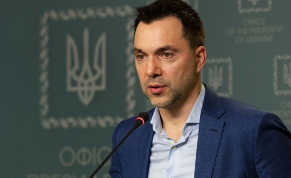 Арестович: Русия спечели войната, губим завинаги левия бряг на Днепър и достъпа до морето