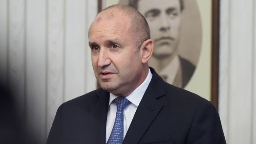 Радев на консултациите: Има и други освен Главчев, които искат да бъдат служебен премиер