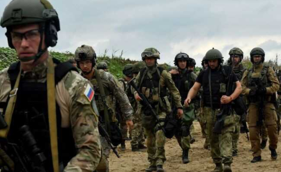"Билд": Руските войски са на 13 км от Покровск, украинският фронт се разпада