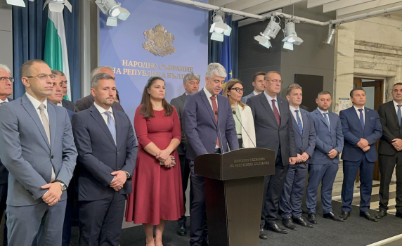 ДПС: Кога прокуратурата ще разследва Пеевски за 500 млн. лв. невърнати кредити към КТБ?