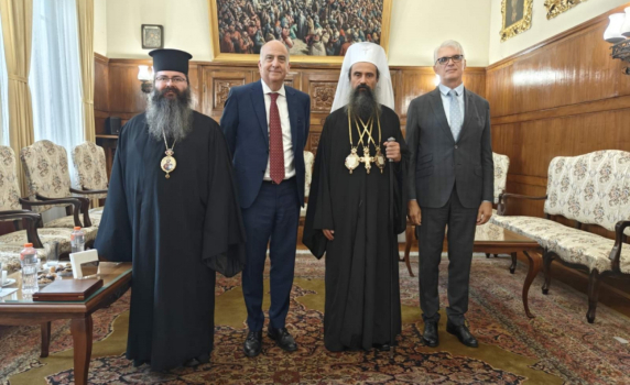 Патриарх Даниил се застъпи пред посланика на САЩ за Украинската православна църква, която страда от дискриминационната политика на Киев